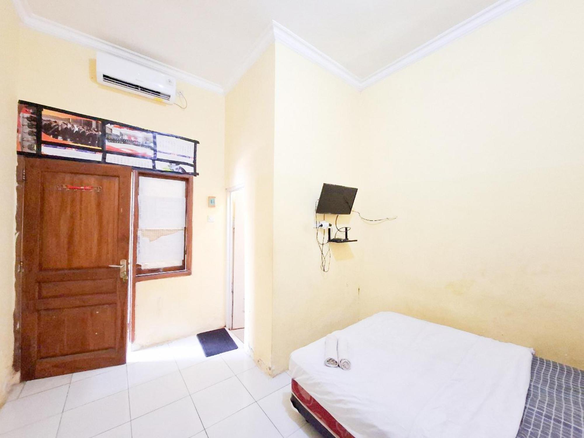 Hotel Kanca 808 Redpartner Pasuruan Exteriér fotografie